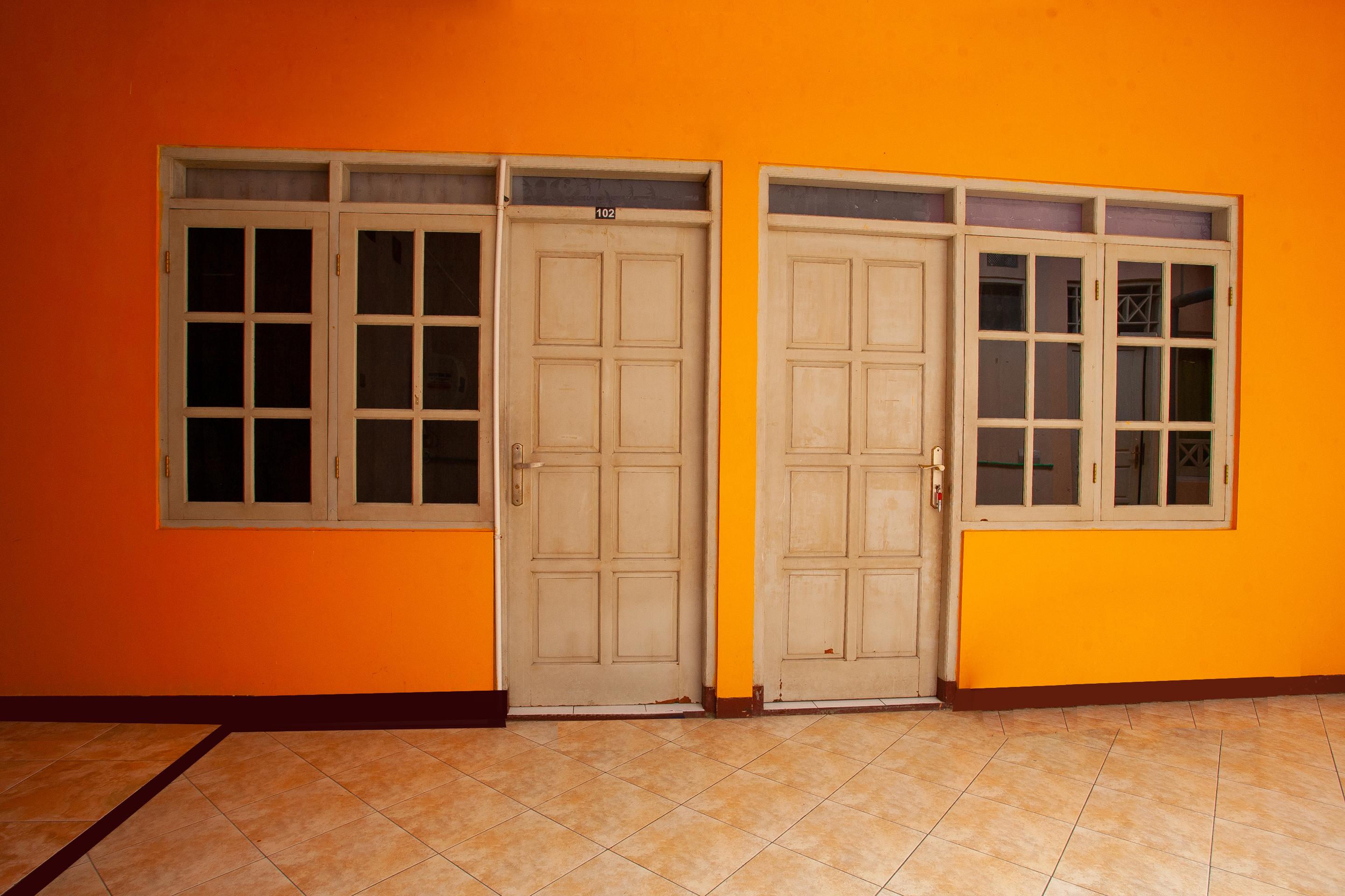 Hotel Spot On 2697 Homy House Semarang Exterior foto